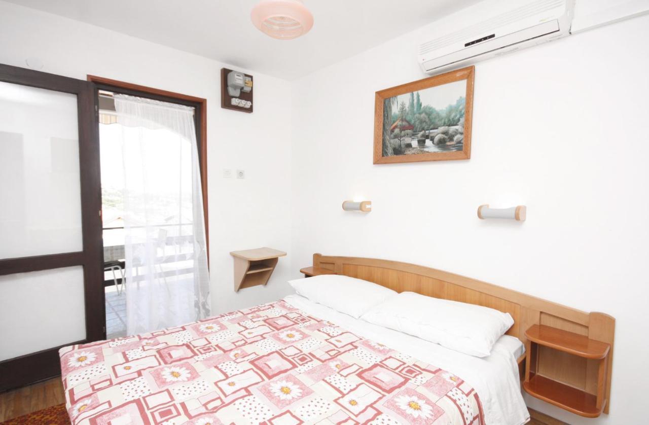 Apartments With A Parking Space Murter - 5103 Betina  Exteriér fotografie